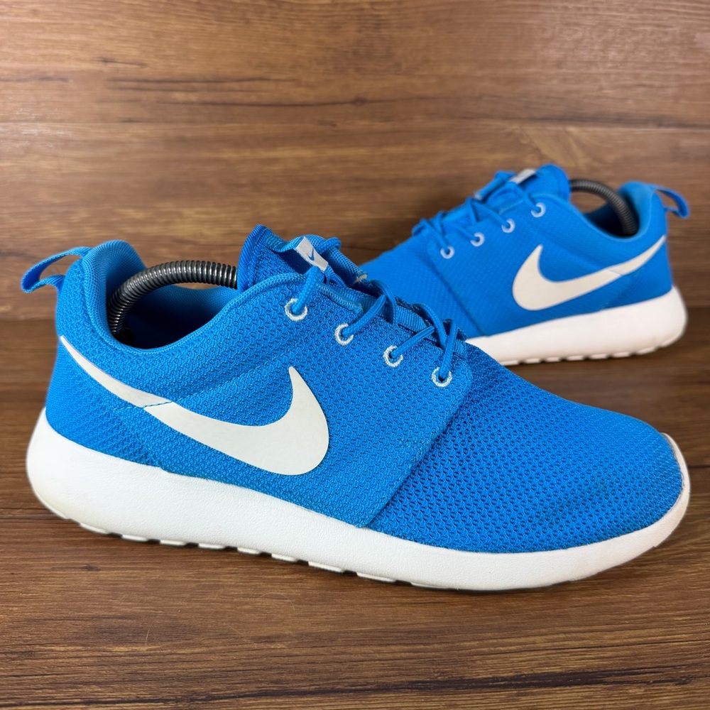 Nike Roshe Run Running Shoes Men’s Size 10 Athletic Sneakers